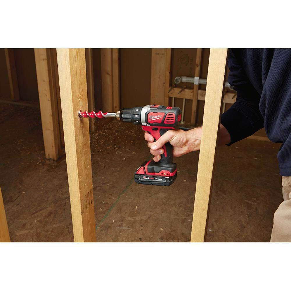 Milwaukee M18 Cordless Combo Kit 8-Tool with Three and charger