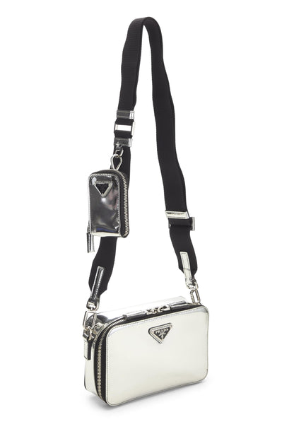 Prada, bolso de mano pequeño de piel de charol metalizada plateada de segunda mano, plateado